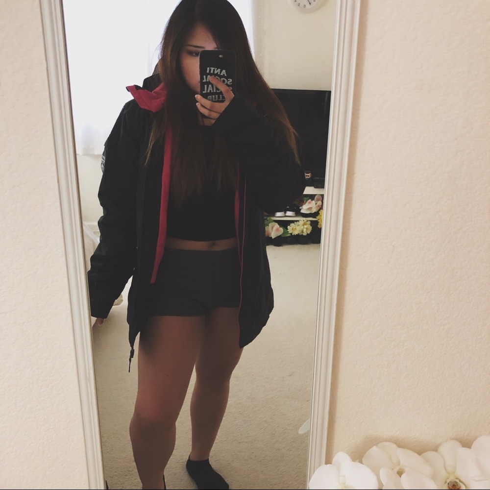 • w a r m j a c k e t •